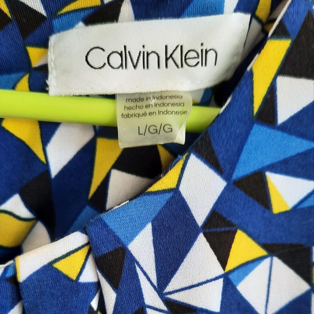 Calvin Klein blue/yellow shell L